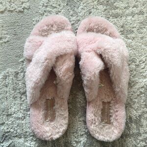 Pink uggs
